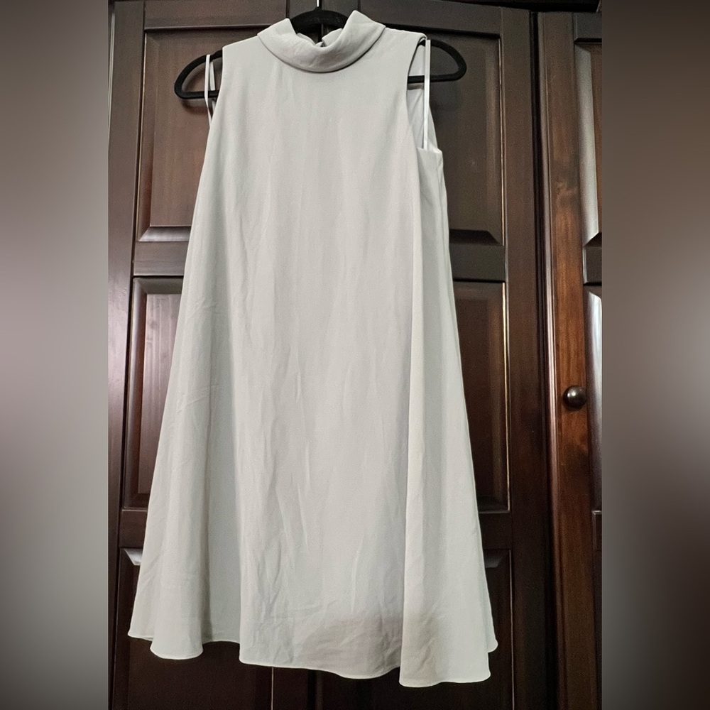 Jessica Howard Gray Shift Dress